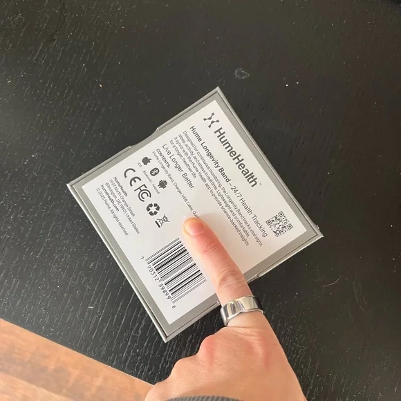 Black Hume Fitness Band NWT - Picture 2 of 3